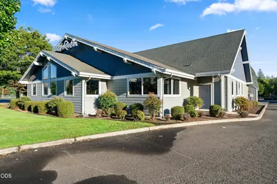2684 N Pacific Highway, Medford, OR 97501 - Photo 4
