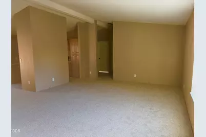 24 Bridgeport Drive, Eagle Point, OR 97524 - Photo 4