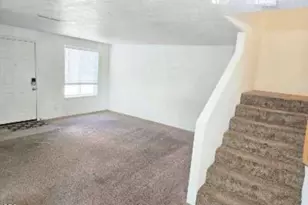1012 Sunrise Way, Central Point, OR 97502 - Photo 8