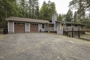 5920 Hwy 238, Jacksonville, OR 97530 - Photo 2