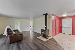 107 Marie Cir, Rogue River, OR 97537 - Photo 2