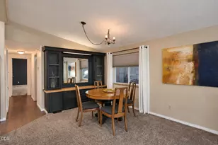 555 Freeman Rd, Central Point, OR 97502 - Photo 8