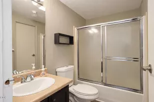 555 Freeman Rd, Central Point, OR 97502 - Photo 12
