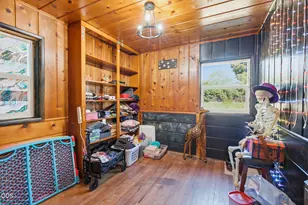 1146 NE D St, Grants Pass, OR 97526 - Photo 4