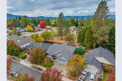 308 SW Hudson Lane, Grants Pass, OR 97526 - Photo 40