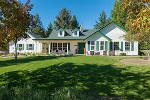 366 Springbrook Dr, Grants Pass, OR 97527 - Photo 1