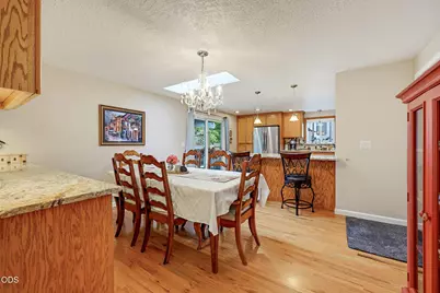 2867 Spring Hills Drive, Medford, OR 97504 - Photo 18