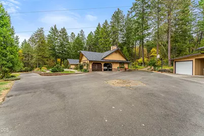 355 Copper Drive, Grants Pass, OR 97527 - Photo 36