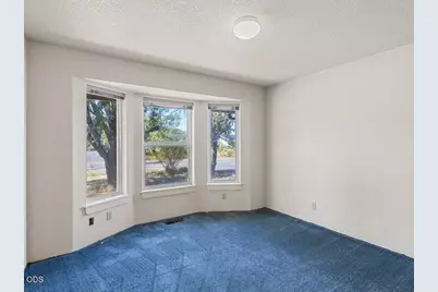 895 Coutant Lane #B, Grants Pass, OR 97527 - Photo 20