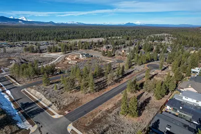 62684-9 NW Ember Place, Bend, OR 97703 - Photo 1