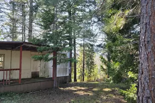 573 W River St, Cave Junction, OR 97523 - Photo 1