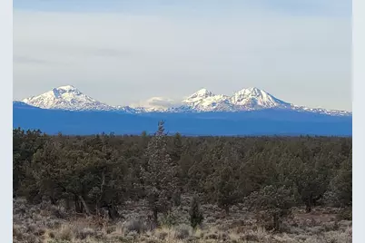 1513360000300, Redmond, OR 97756 - Photo 1