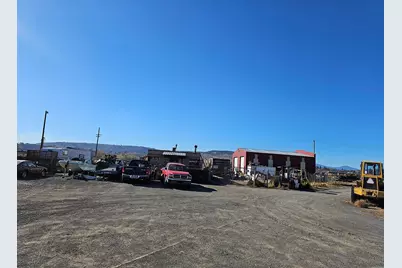 1650 Owens Street, Klamath Falls, OR 97601 - Photo 1