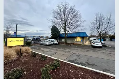 3263 Biddle Road, Medford, OR 97504 - Photo 1