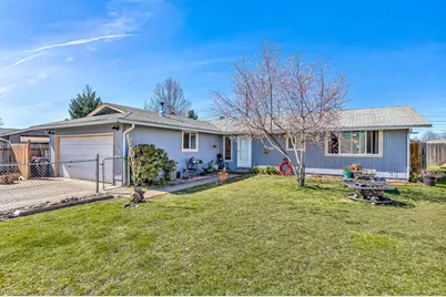 7797 Quebec Circle, White City, OR 97503 - Photo 1