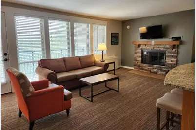 18575 SW Century Drive #1333E, Bend, OR 97702 - Photo 1