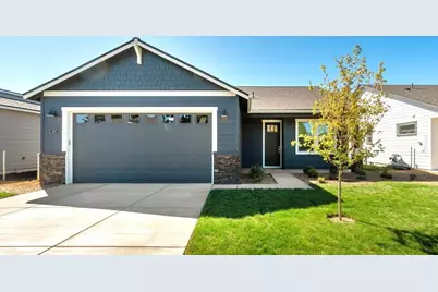 2871 NE Wells Acres Road #14, Bend, OR 97701 - Photo 1