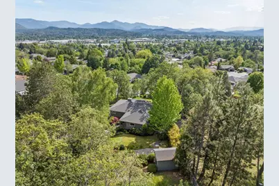 1420 NE Heritage Drive, Grants Pass, OR 97526 - Photo 1