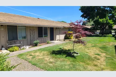 300 Shafer Lane #B2, Jacksonville, OR 97530 - Photo 1