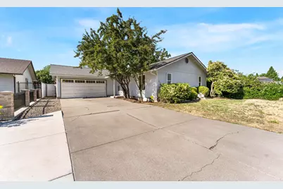 235 Garfield Street, Medford, OR 97501 - Photo 1