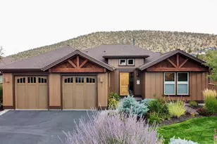 430 Vista Rim Dr, Redmond, OR 97756 - Photo 1