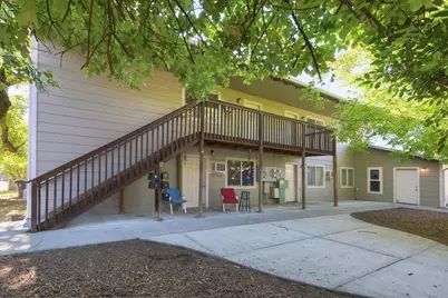 415 SE J Street, Grants Pass, OR 97526 - Photo 1