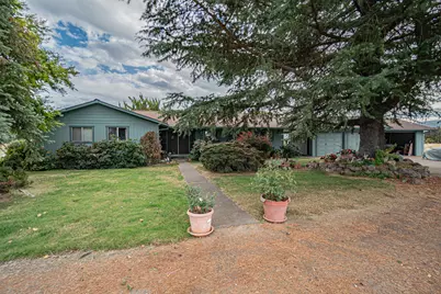 5275 Gebhard Road, Central Point, OR 97502 - Photo 1