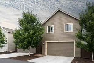 3876 SW Coyote Ln, Redmond, OR 97756 - Photo 1