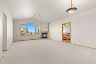 827 Pavilion Pl, Ashland, OR 97520 - Photo 1