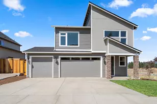 708 Old Waverly Way, Eagle Point, OR 97524 - Photo 1