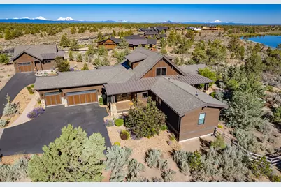 16755 SW Lago Vista Drive, Powell Butte, OR 97753 - Photo 1