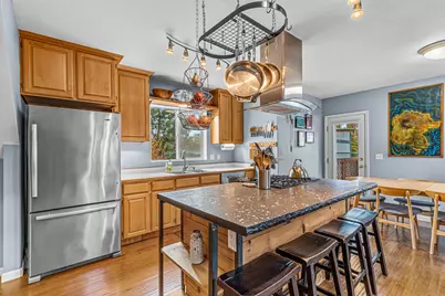 1360 NE Evans Street, Grants Pass, OR 97526 - Photo 1