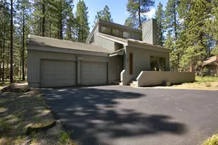 70665 Buck Brush, Black Butte Ranch, OR 97759 - Photo 1