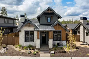 3162 NW Strickland Wy, Bend, OR 97703 - Photo 1