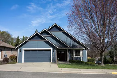 2294 SE Wyndham Way, Grants Pass, OR 97527 - Photo 1