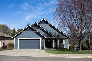 2294 SE Wyndham Way, Grants Pass, OR 97527 - Photo 1