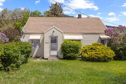 5851 Wocus Road, Klamath Falls, OR 97601 - Photo 1