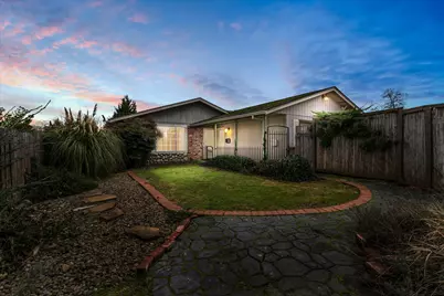 1654 Valley View Drive, Medford, OR 97504 - Photo 1