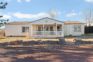 623 E Viewpoint Dr, Culver, OR 97734 - Photo 1