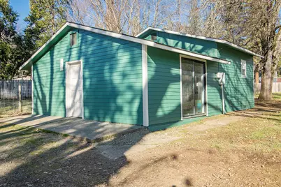 157 Cheslock Road, Grants Pass, OR 97527 - Photo 1