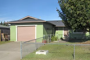 2549 Falcon St, White City, OR 97503 - Photo 1