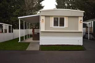 202 Chestnut Ln, Grants Pass, OR 97526 - Photo 1