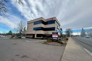 1575 E McAndrews Rd, Medford, OR 97504 - Photo 1