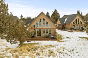 8665 Red Wing Ln, Redmond, OR 97756 - Photo 1