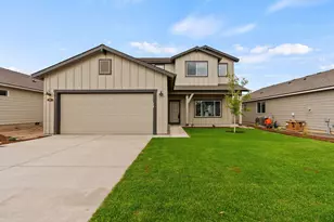 3487 NW 12th St, Redmond, OR 97756 - Photo 1