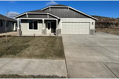 1156 NW Varnish Avenue #33, Redmond, OR 97756 - Photo 1
