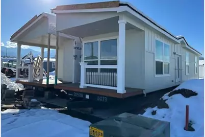 333 Mountain View Drive #101, Talent, OR 97540 - Photo 1