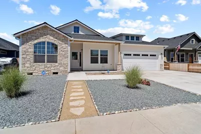 261 Oak Crest Way, Medford, OR 97501 - Photo 1