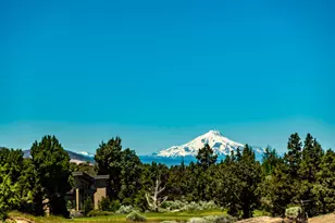 65807 Sanctuary Dr, Bend, OR 97701 - Photo 1