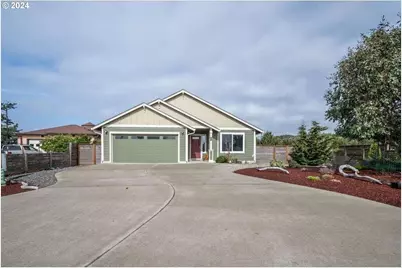 2701 Lincoln Avenue SW, Bandon, OR 97411 - Photo 1